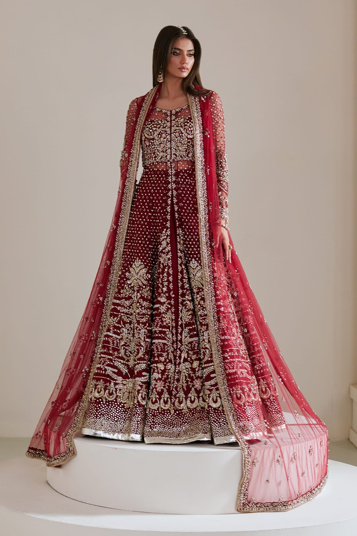 Saad Bin Shahzad Milaya – red zardozi and kamdani pishwas with flared lehenga from Lolita'25