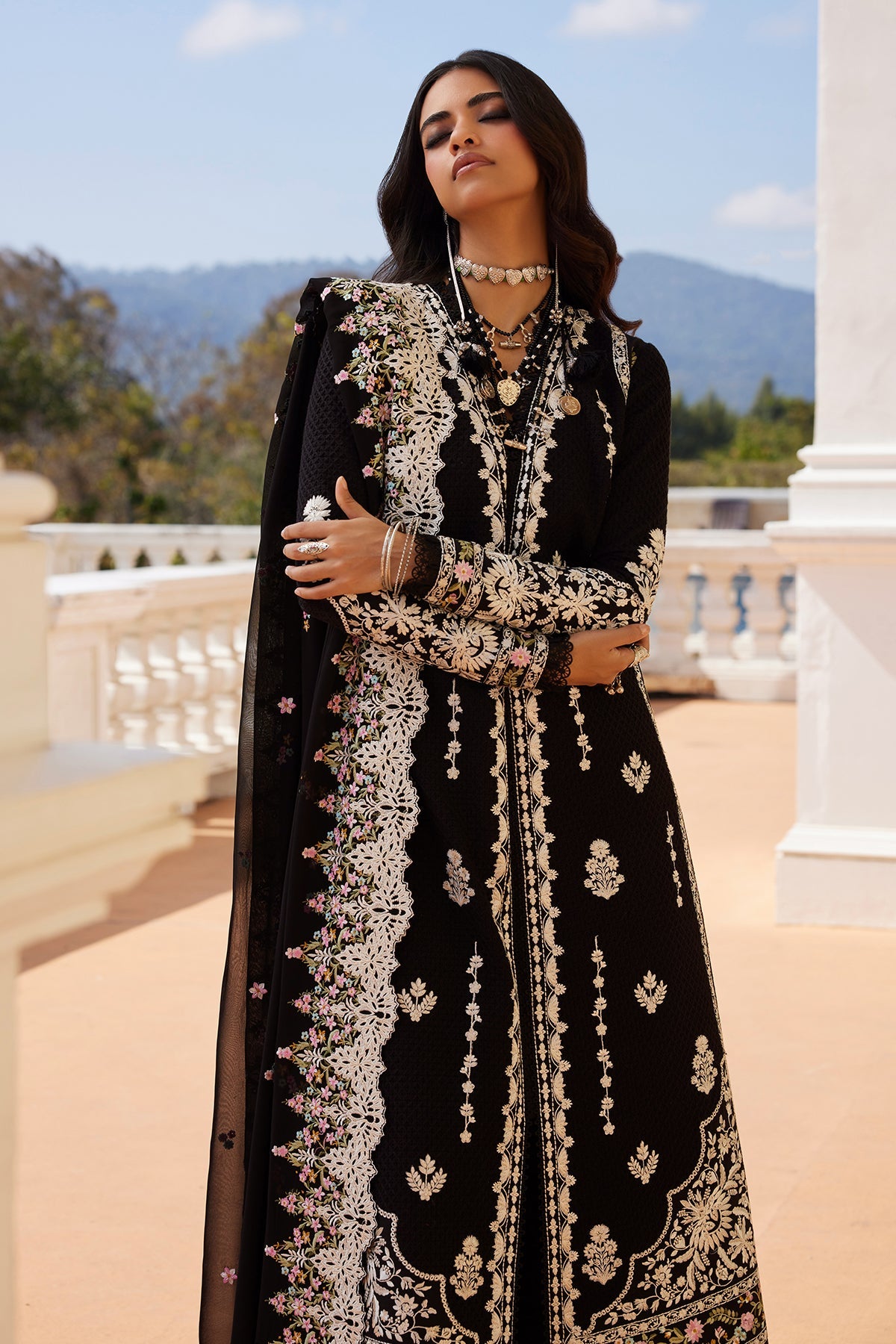 Saad Bin Shahzad Aleia – black floral-embroidered paper lawn front-open kurta from Summer Pret'26 – view 7