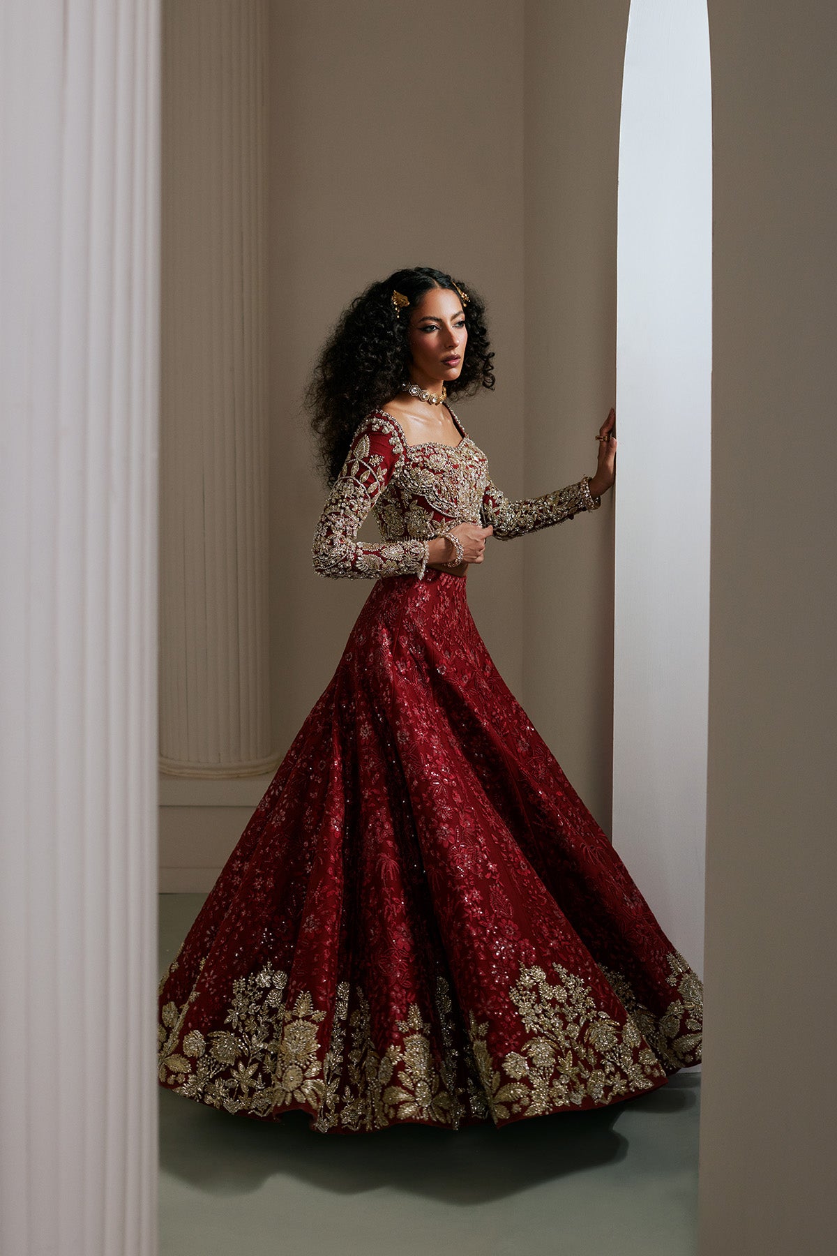 Saad Bin Shahzad Zoye – deep rust self-embroidered lehenga choli with golden hammer work from Lolita'25 – view 9