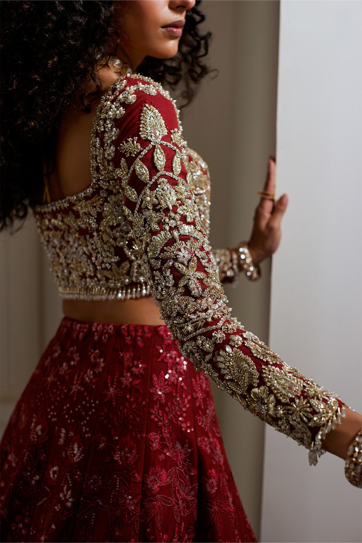 Saad Bin Shahzad Zoye – deep rust self-embroidered lehenga choli with golden hammer work from Lolita'25 – view 5