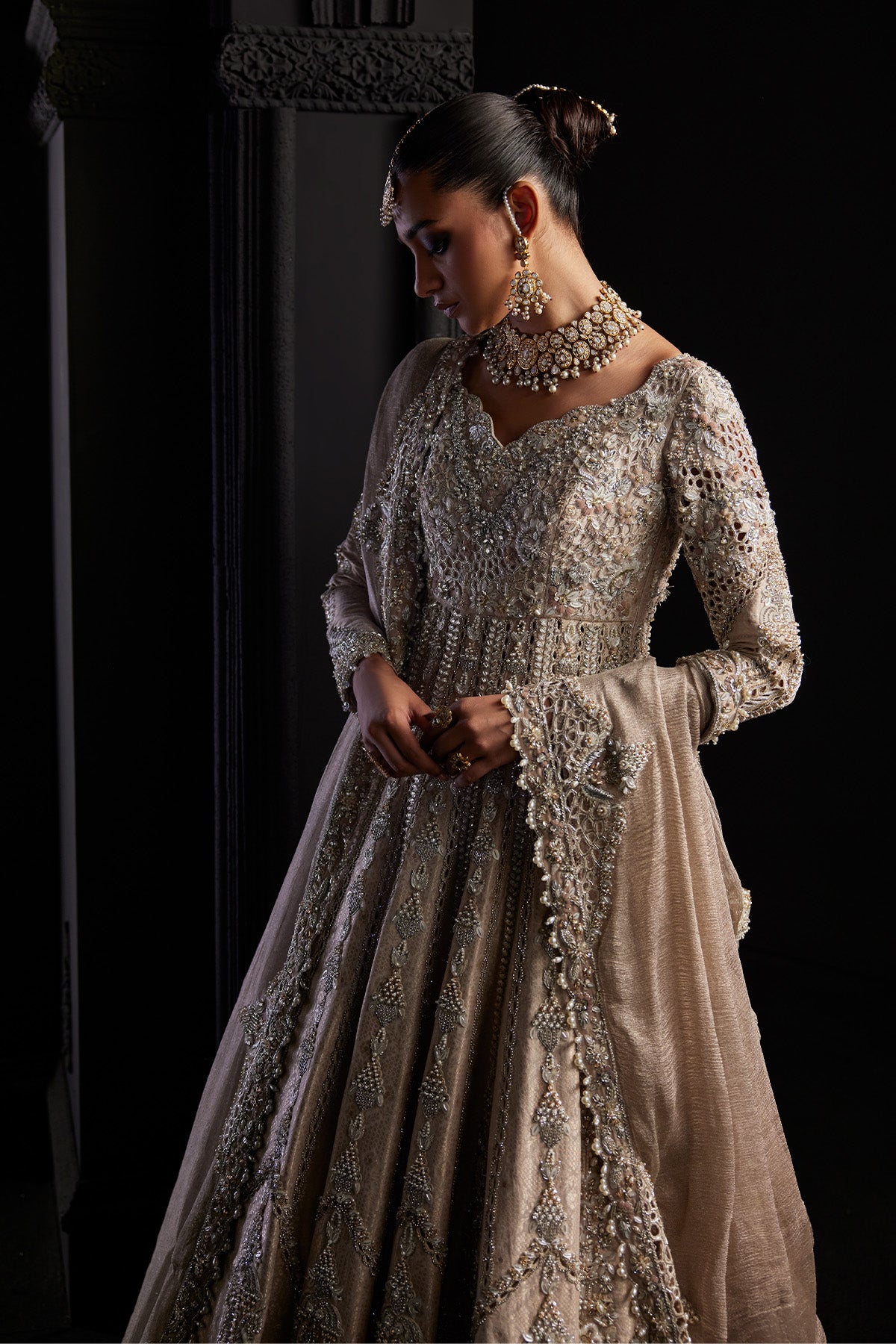 Saad Bin Shahzad Ahlam – nude pink jamawar bridal pishwas with zardozi from Chandni Bridal'26 – view 3