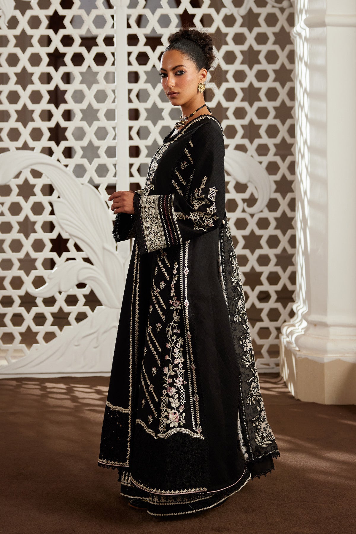 Saad Bin Shahzad Eshal – black embroidered jacquard lawn kalidar with culottes and printed silk dupatta from Depalpur