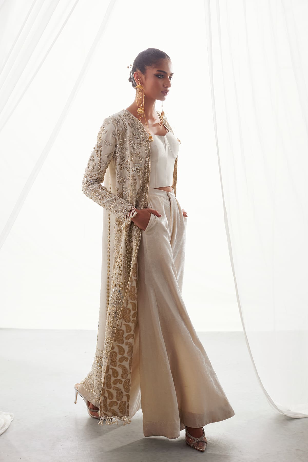 Saad Bin Shahzad Ava – off-white hand-embellished velvet jacket with corset and trousers from Lolita'25 – view 3