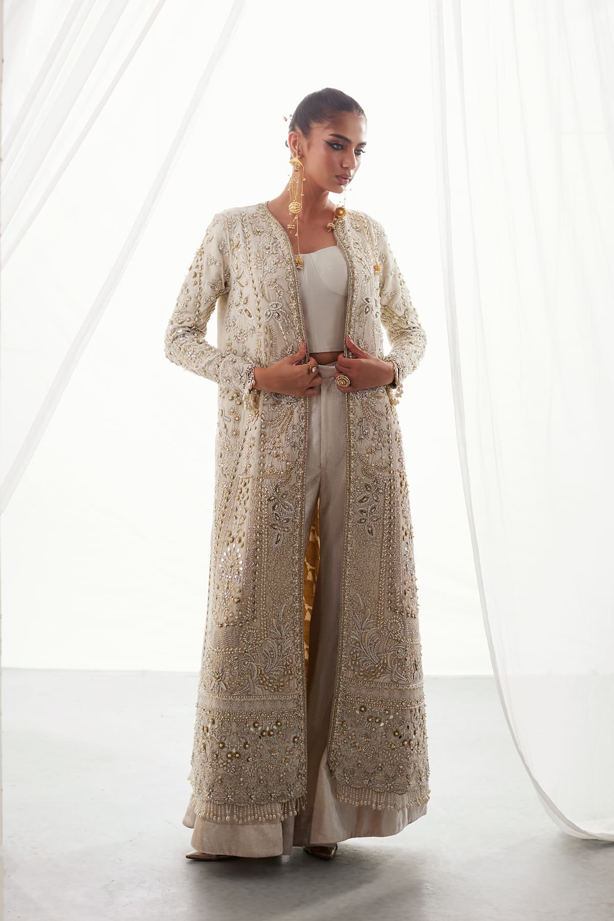 Saad Bin Shahzad Ava – off-white hand-embellished velvet jacket with corset and trousers from Lolita'25 – view 4