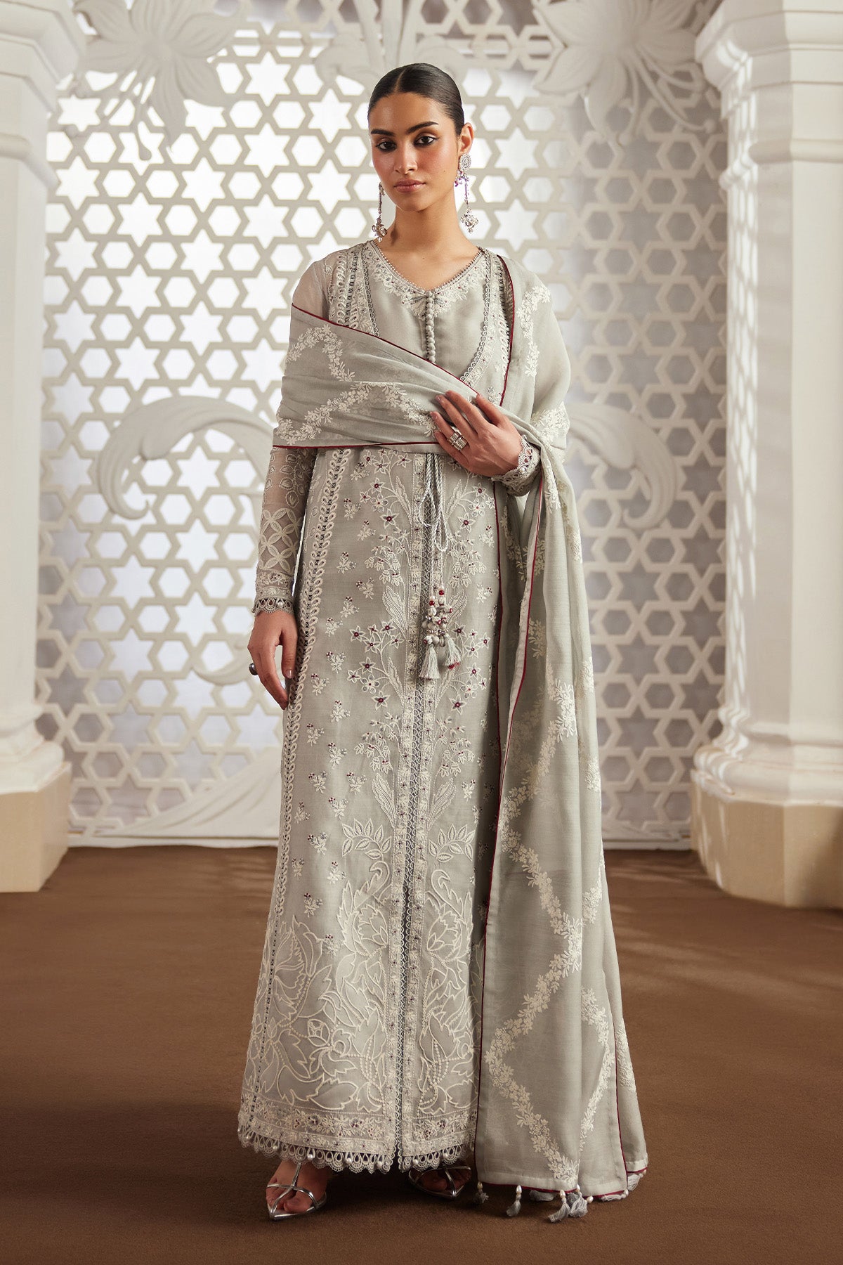 Saad Bin Shahzad Raaha – light grey embroidered paper lawn suit from Depalpur – view 6