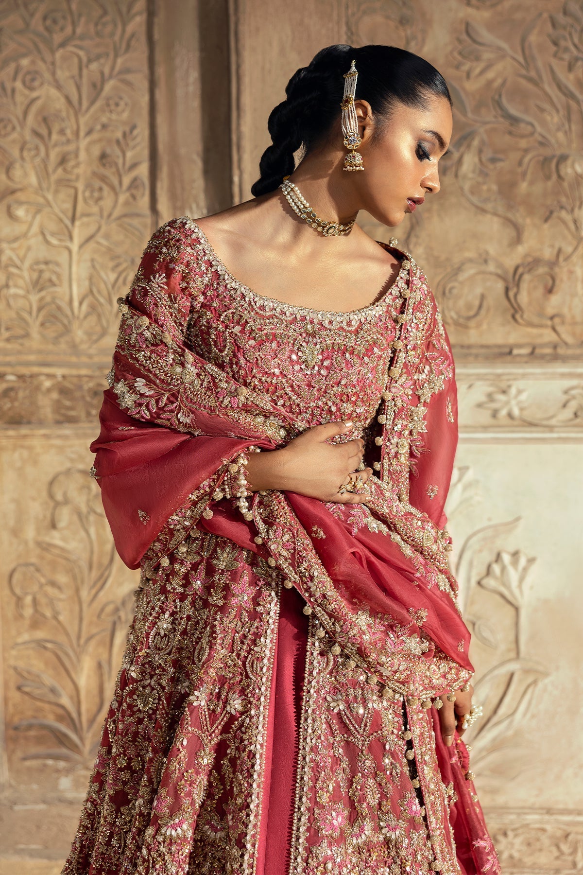 Saad Bin Shahzad Inara – mulberry pink handworked bridal pishwas from Sona Gachi Bridals'24 – view 15