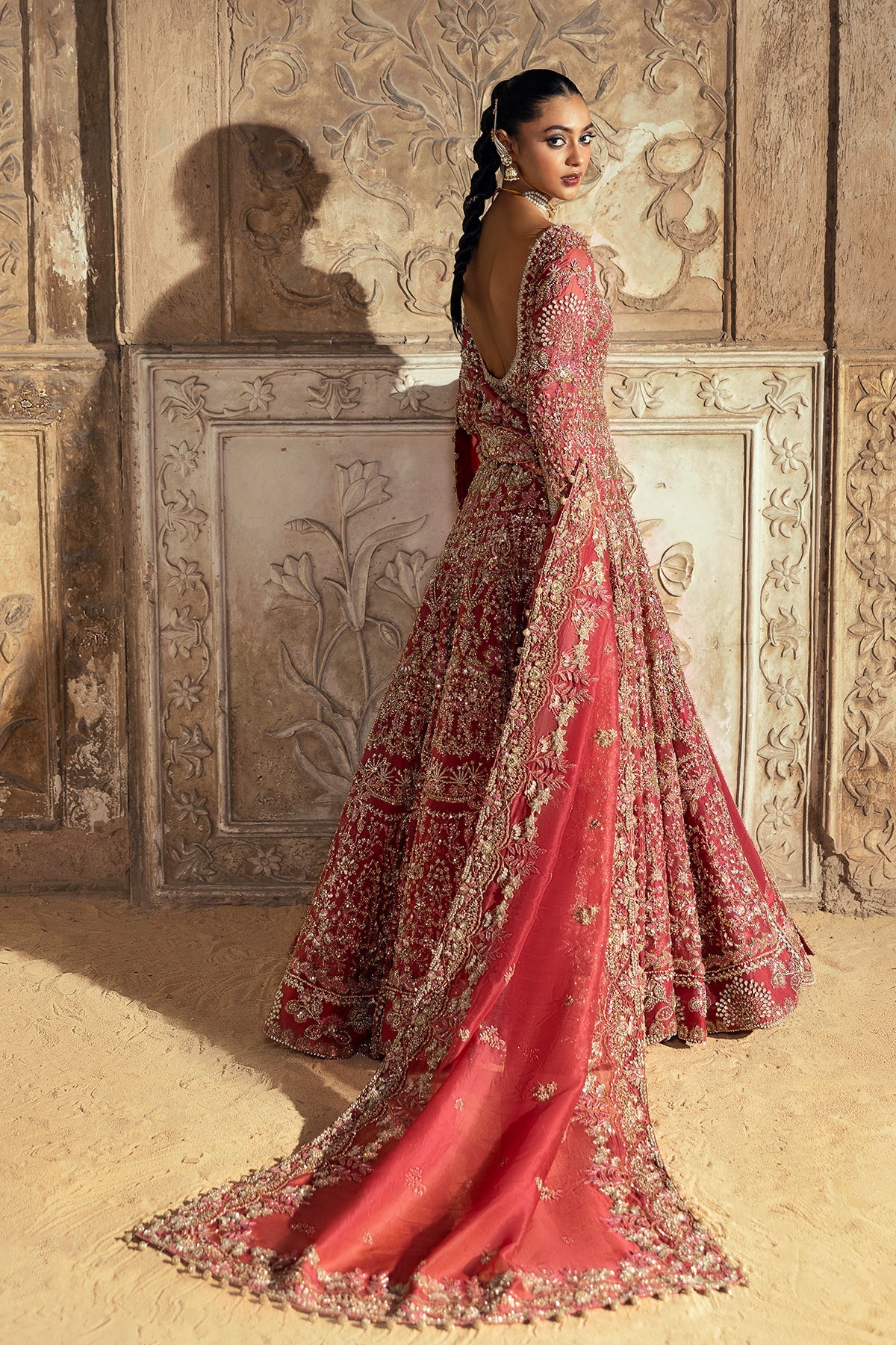 Saad Bin Shahzad Inara – mulberry pink handworked bridal pishwas from Sona Gachi Bridals'24 – view 19