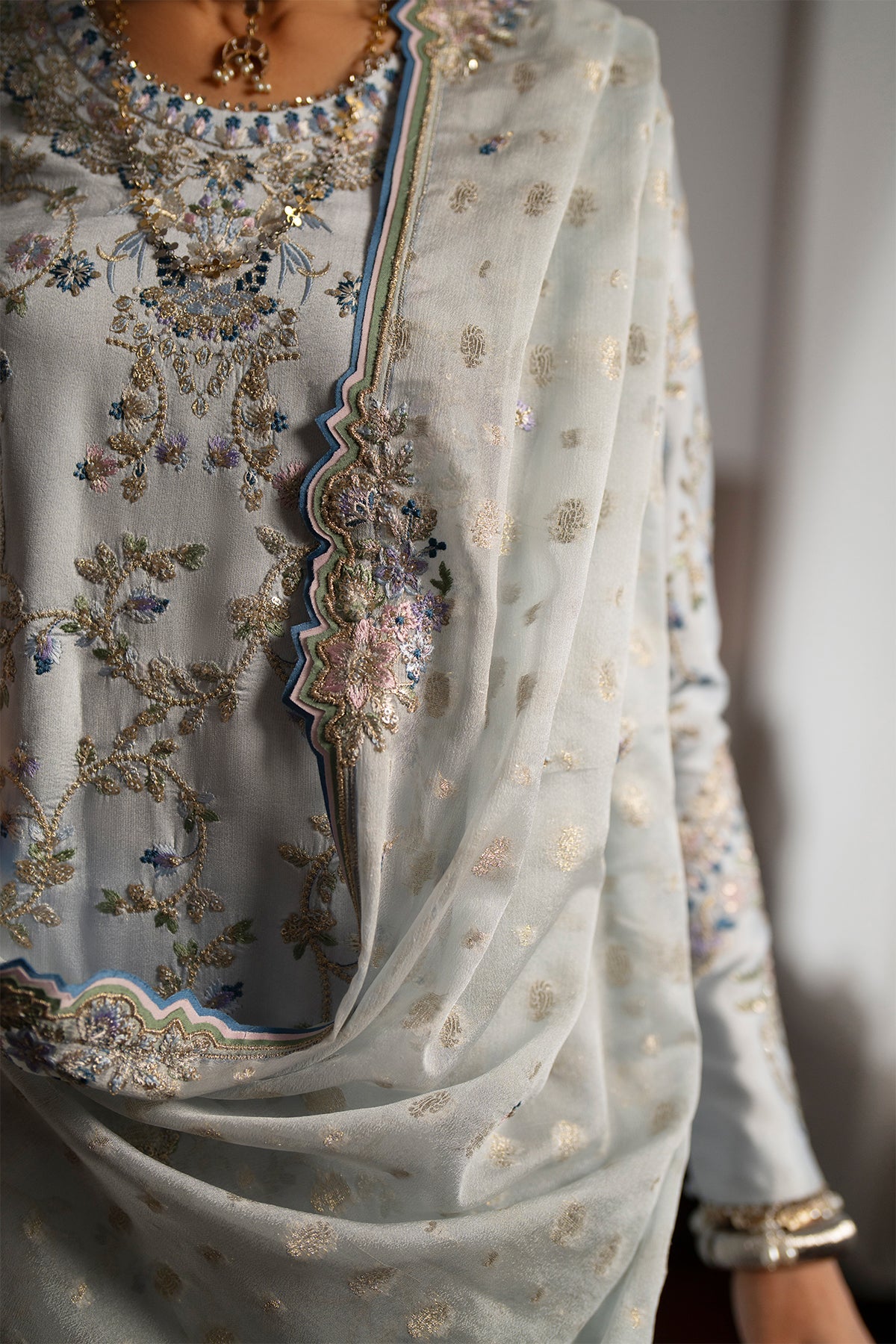 Saad Bin Shahzad Soha – ice blue embroidered tussar silk long kurta with raw silk culottes from Silk'25 – view 4