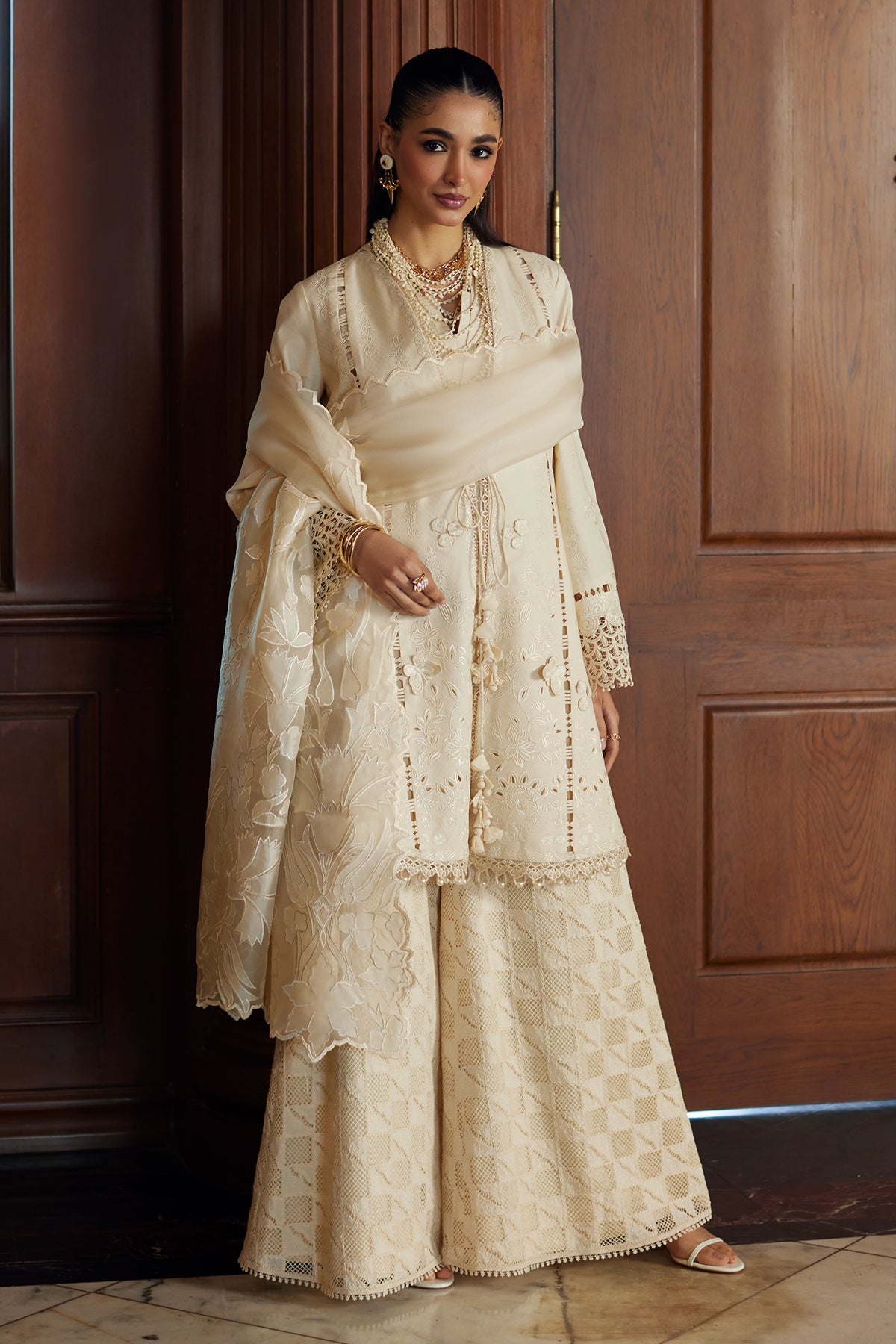 Saad Bin Shahzad Liza – off-white 3D resham-embroidered lawn front-open kurta with schiffli pants from Summer Pret'26