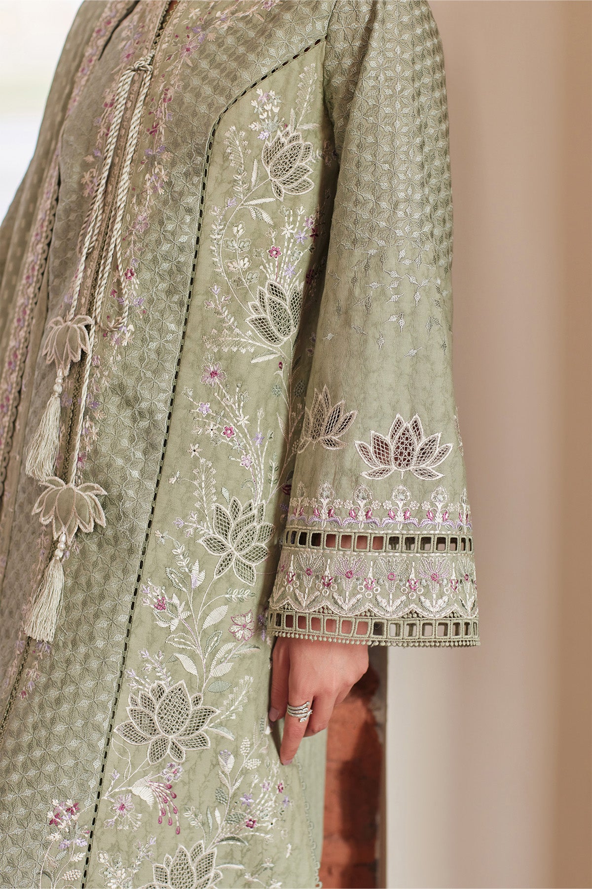 Saad Bin Shahzad Ruhab – sage green embroidered lawn kurta with culottes from Depalpur – view 2