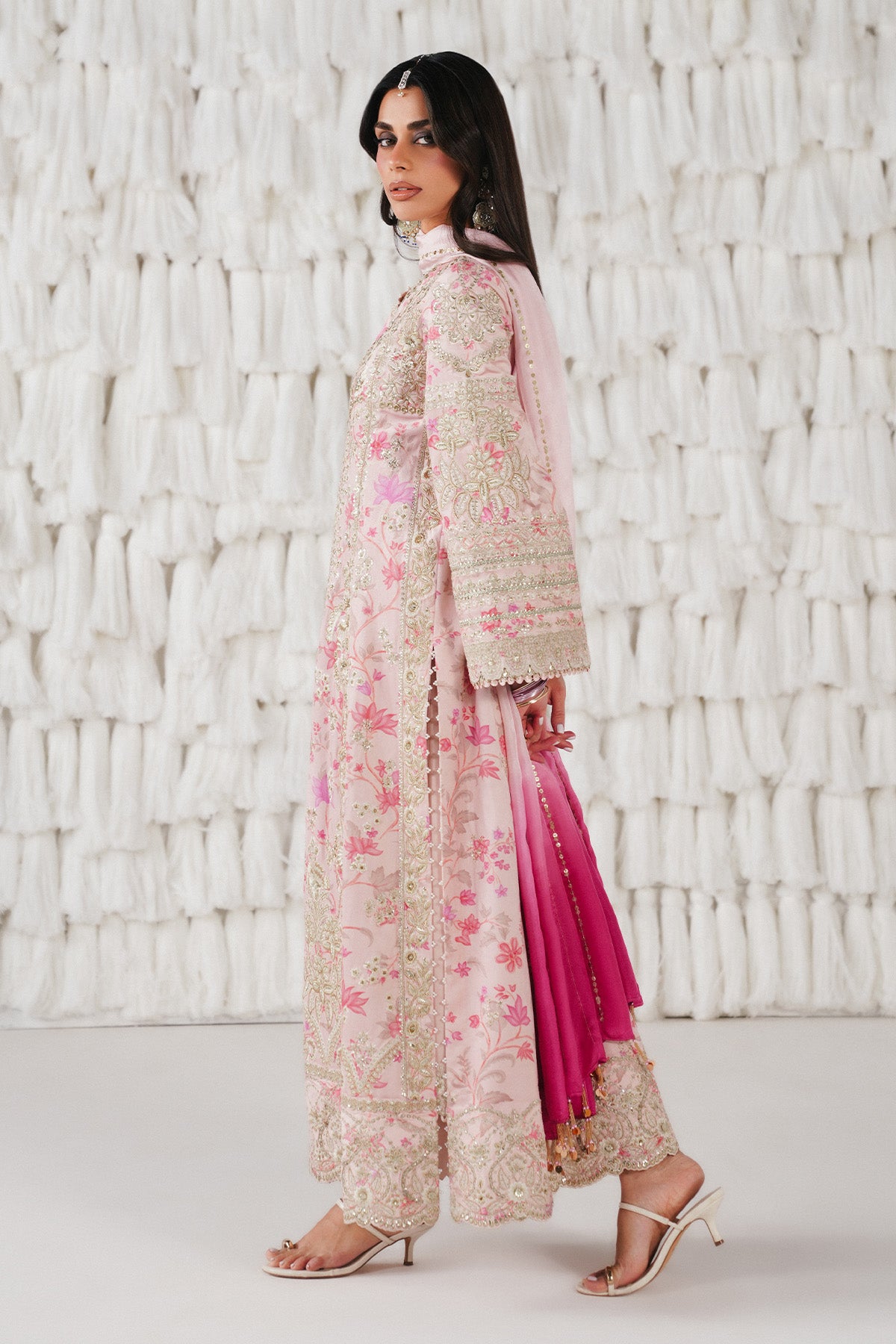 Saad Bin Shahzad Azva – baby pink printed velvet kurta with gold embroidery from Festive Pret'26 – view 2